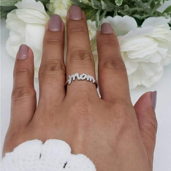 ♥️ MOM STERLING SILVER RING - Picture 4 of 4